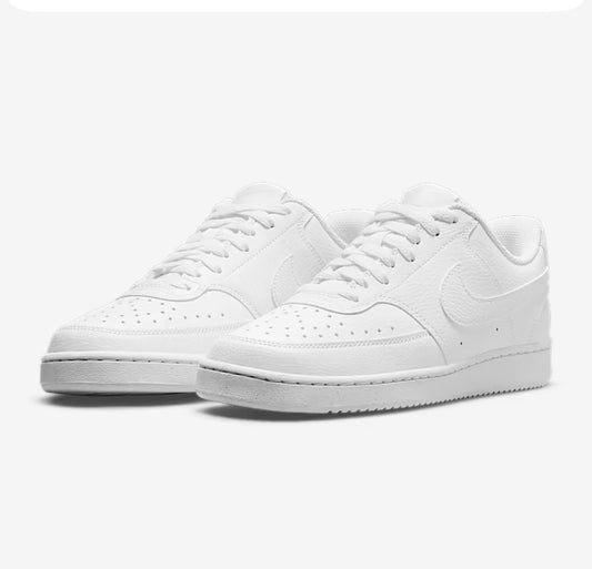 Wmns Nike court vision low
