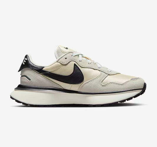 Nike Phoenix waffle