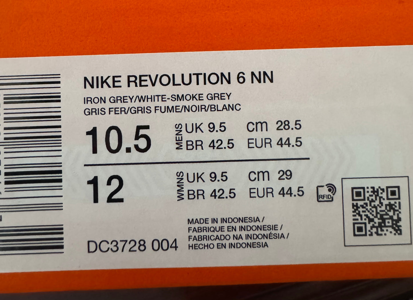 Nike revolution 6