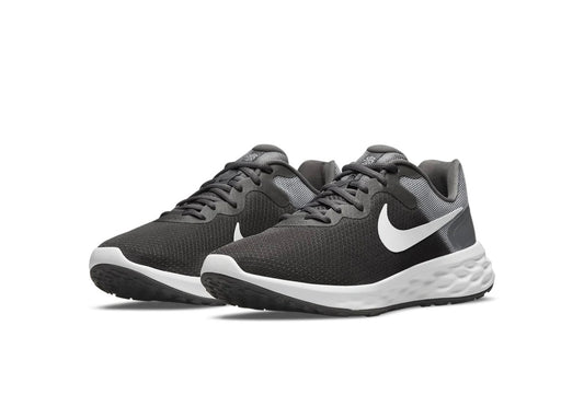 Nike revolution 6